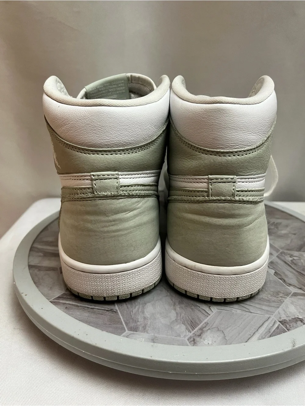 Nike Air Jordan 1 High OG Seafoam Women’s 10 CD0461-002 White Green Sneakers